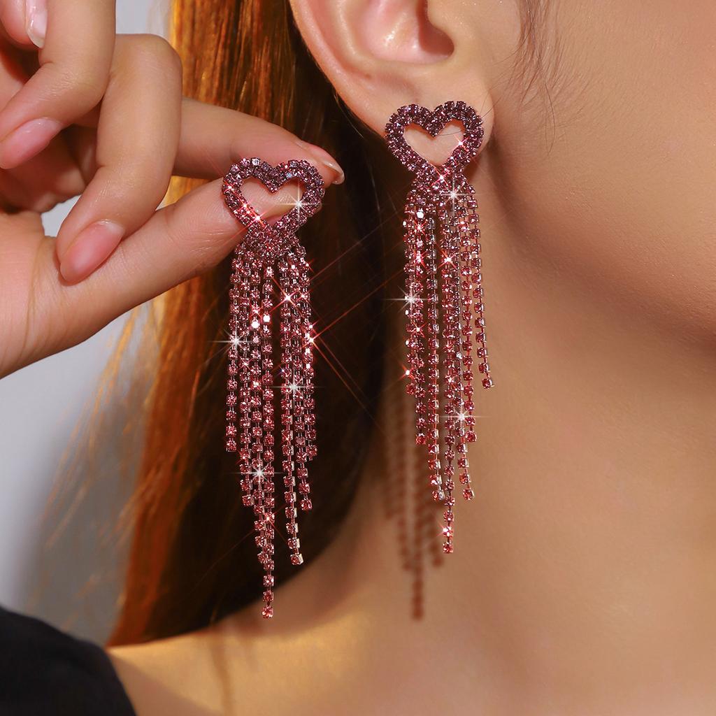 Премиальные серьги-кисточки из блестящих кристаллов в форме длинного сердца