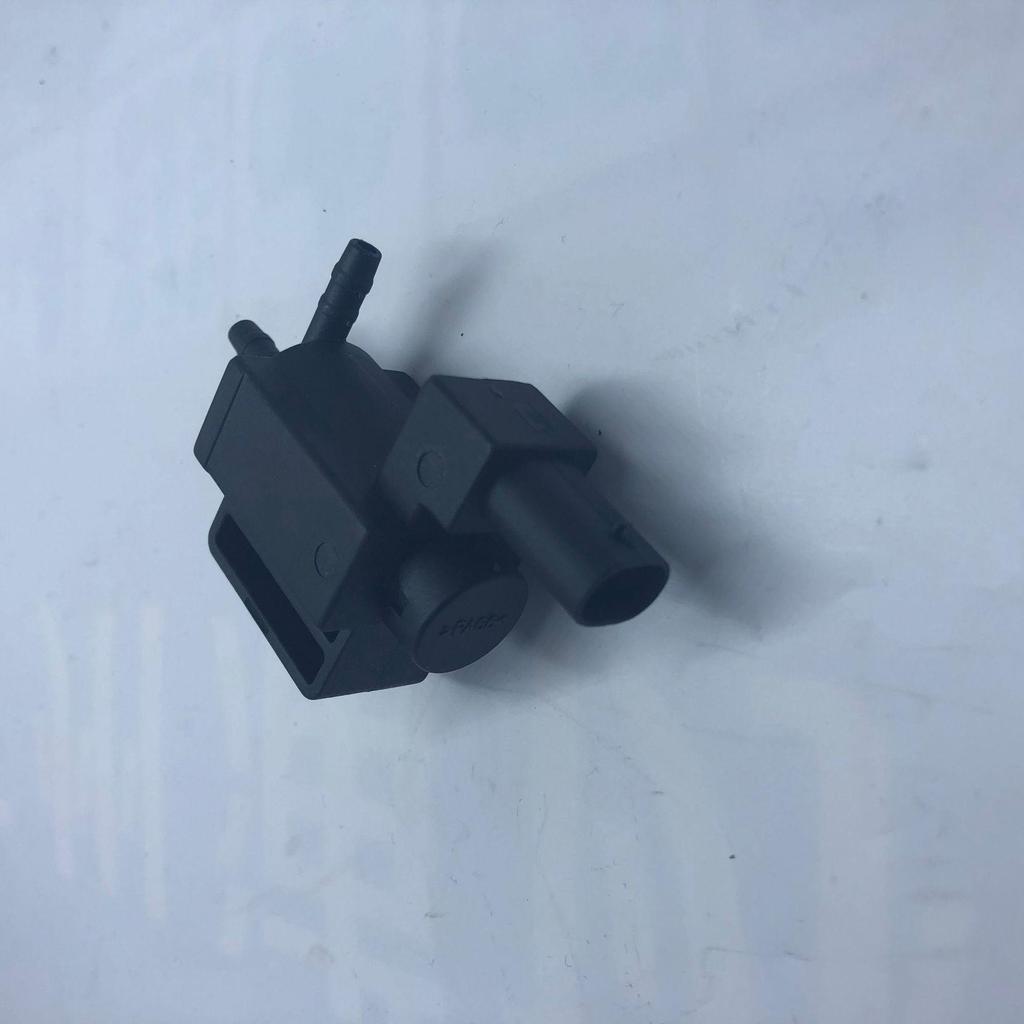 Mercedes-Benz W212/W218/C218/A207/C207 Intake Manifold Flap Valve 0025406897