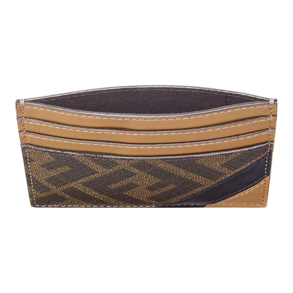 Fendi Классический держатель для карт из телячьей кожи с контрастной полосой и логотипом Double F для мужчин, коричневый