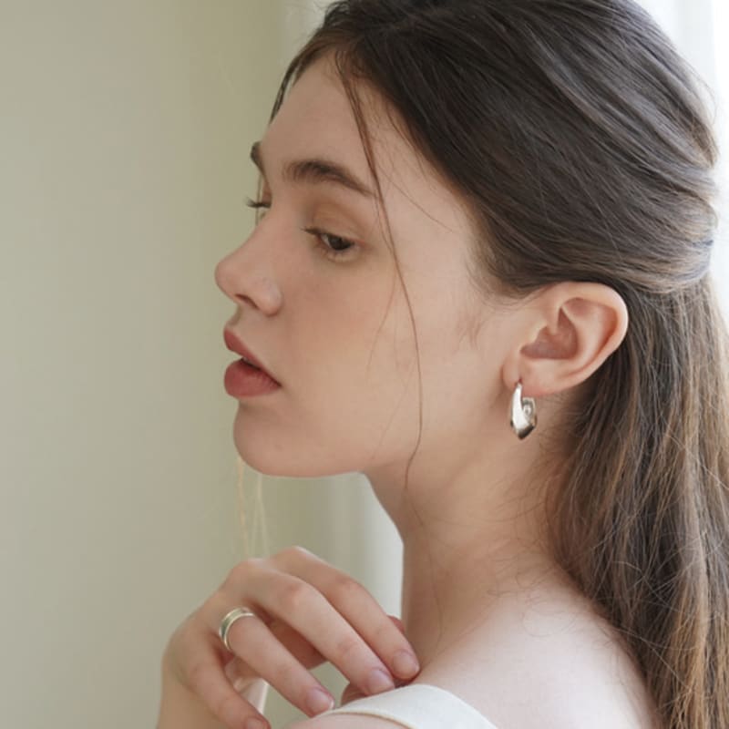 cotoit Big Shell Earrings