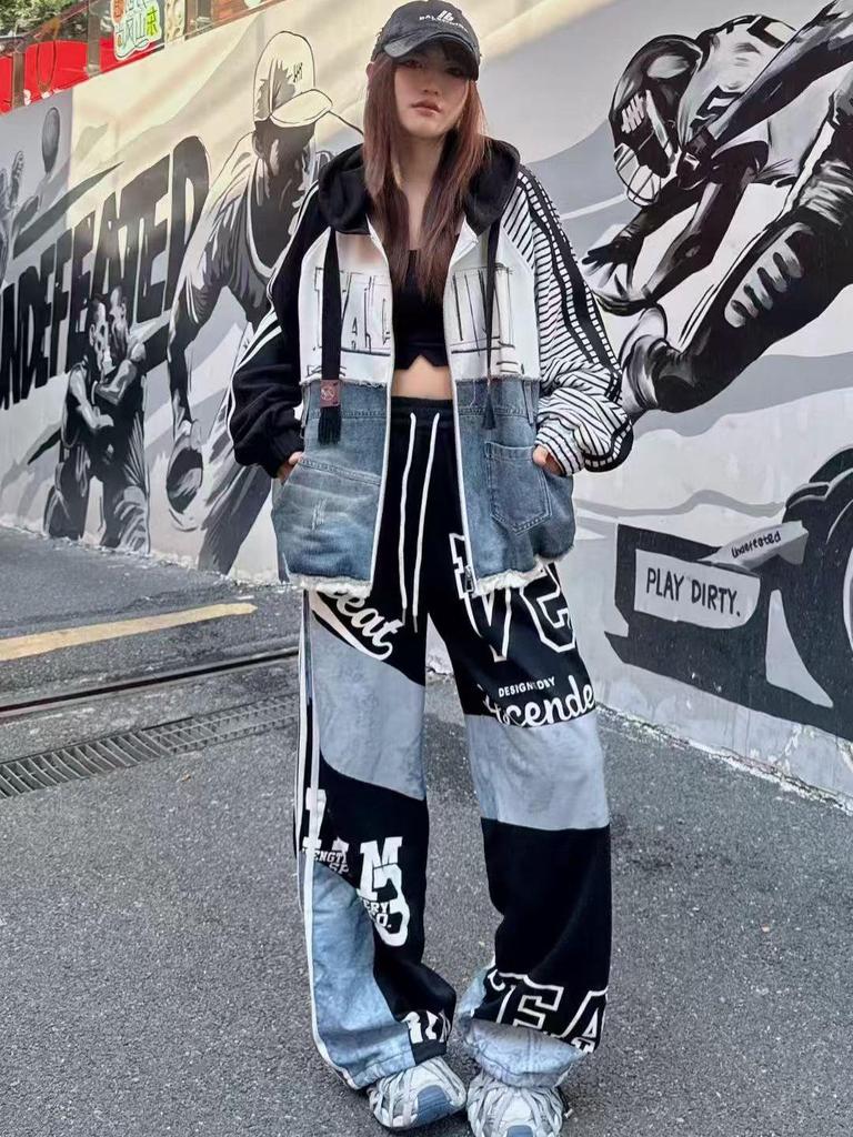 Женская джинсовая ветровка в европейском стиле, весна 2026, пэчворк, с принтом из букв