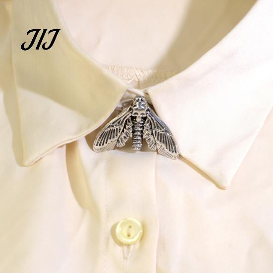 Dark Grunge Style Clothing Hardware Vintage Moth Button Covers, Gothic Skull Snap on Shirt Non Sew Covers for Cuffs Metal Cufflinks Accessories Collar