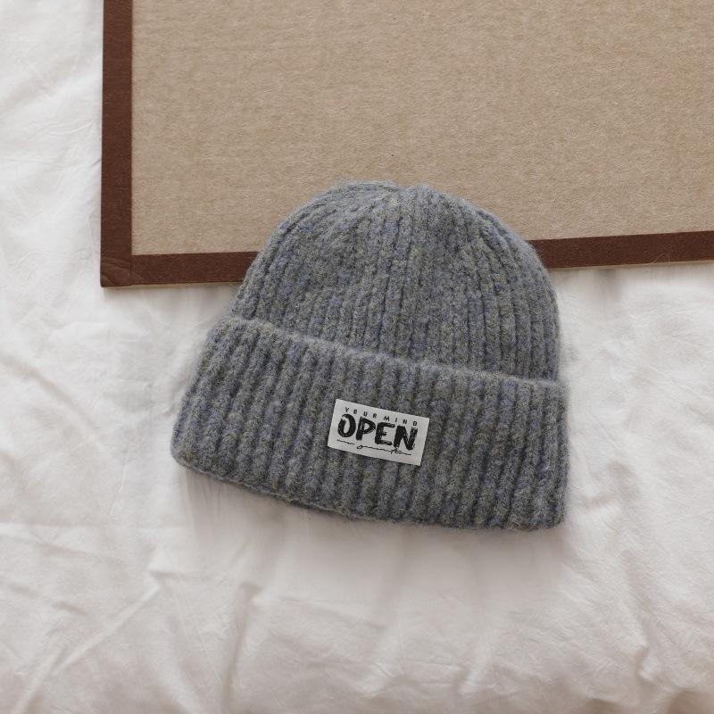 Простая надпись Универсальная вязаная шерстяная шапка для женщин Осень и зима Новая модная вязаная шапка Холодная шапка