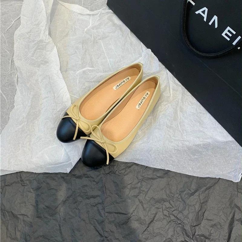 Модная женская кожаная обувь на плоской подошве, модные туфли-балетки с круглым носком и бантом, мягкие мокасины, черные с бежевым, обувь в стиле Лолита