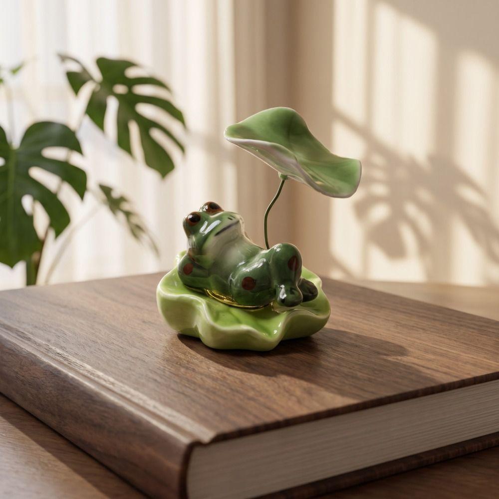 Home Ornaments Desktop Decoration Lotus Leaf Frog Rotating Toys Laying Frog Statue Tea Table