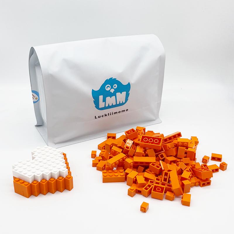 600/1200 Pieces Classic Building Blocks Basic MOC Bulk Building Bricks White Grey DIY Assembled Creative Educational Toys Gift