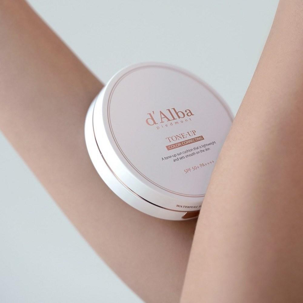 Dalba Waterful Tone-Up Sun Cushion SPF50+ PA++++, 15 г, 2 шт.