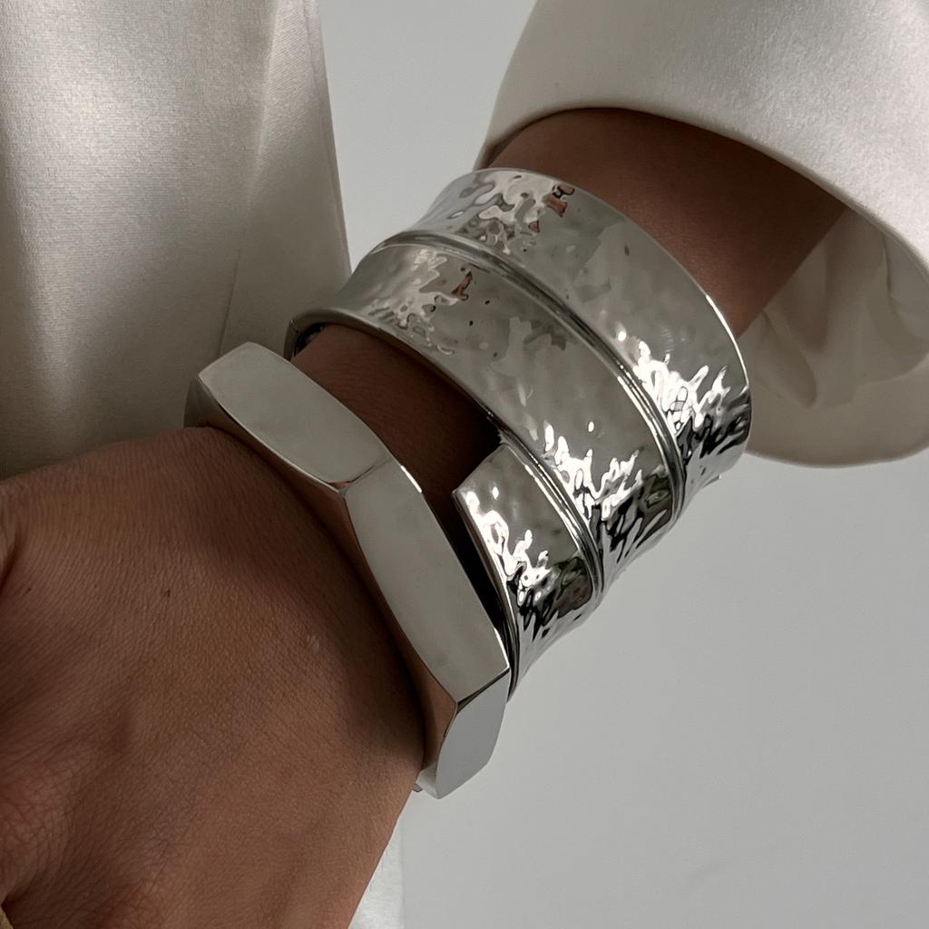 Exaggerated Hammer Surface Alloy Bracelet Personalized Hip Hop Punk Wide Face Jewelry Irregular Bracelet