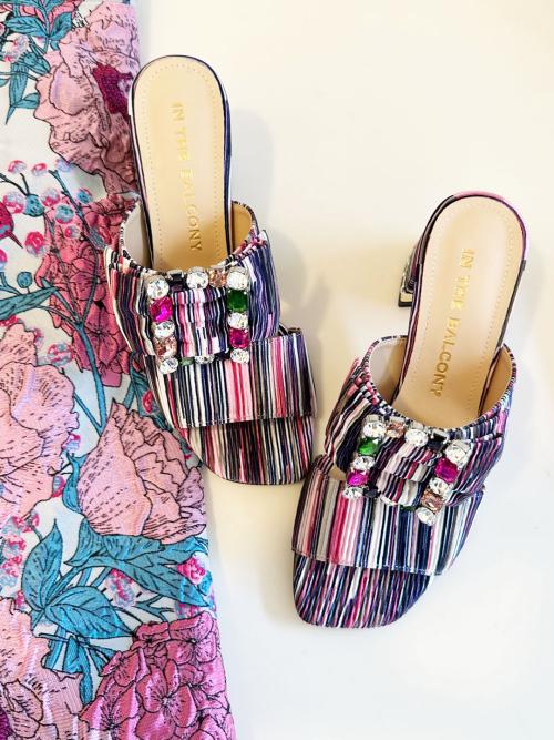 In The Balcony Paige Pleats String Pleats Rainbow Buckle Sandals 6Cm Heel