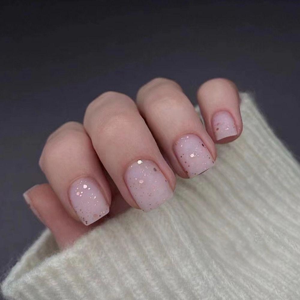 Французские накладные ногти Короткие круглые кончики ногтей Модные накладные ногти для своими руками