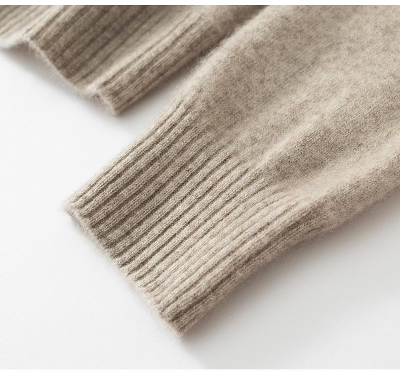 Men's Cashmere Roll Neck Sweater: Business Casual, Solid Color, Long Sleeve Knitwear for Autumn and Winter.