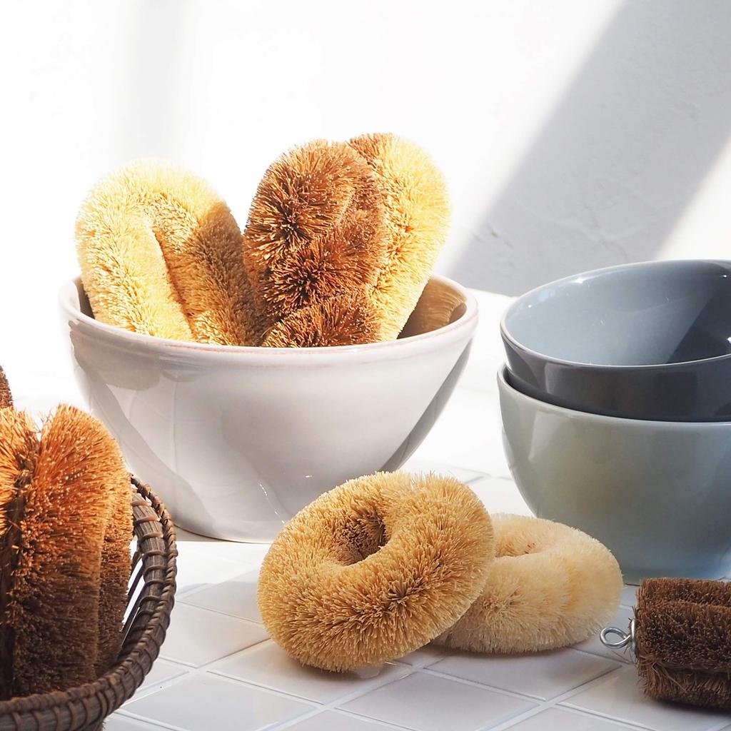 Каменоко Цукако Нисио Шотэн Белая скруббер Белая пальма (Маленький)