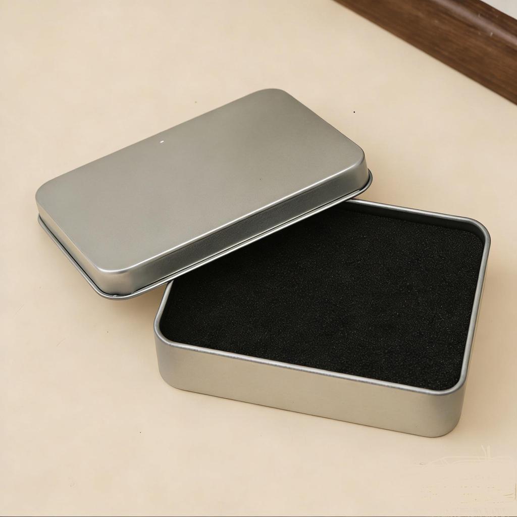 В наличии Мини Серебристая Прямоугольная Матовая Жестяная Коробка для Хранения Ювелирных Изделий, Заколок для Волос и Покера