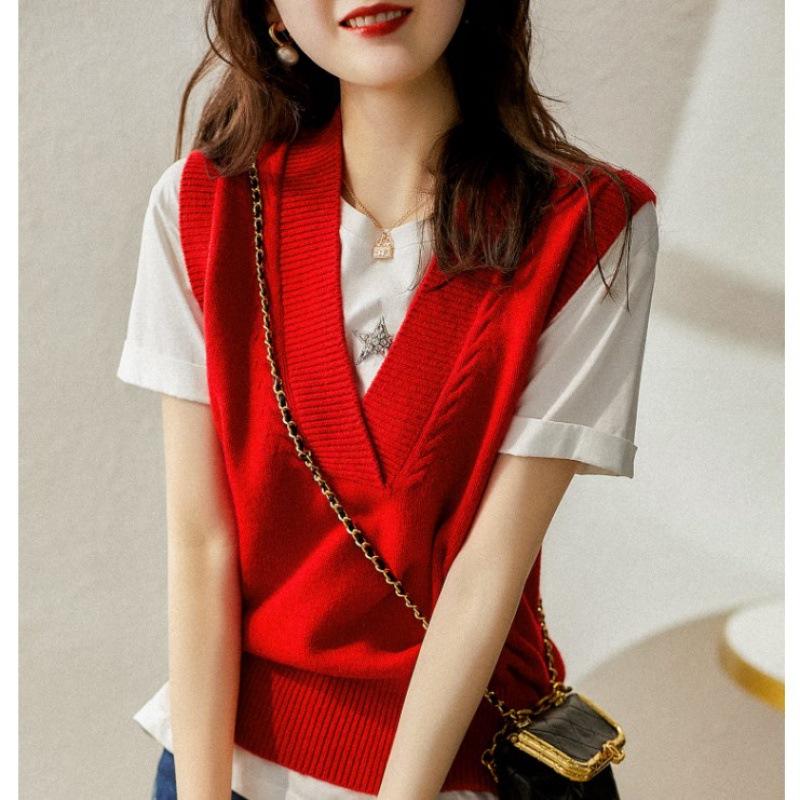 Женский осенне-зимний трикотаж, новинка 2024 года, корейский стиль, жилет с v-образным вырезом и жилет, топы, темпераментные многослойные свитера для женщин