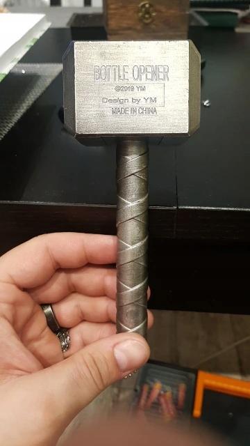Mjolnir gold magnet