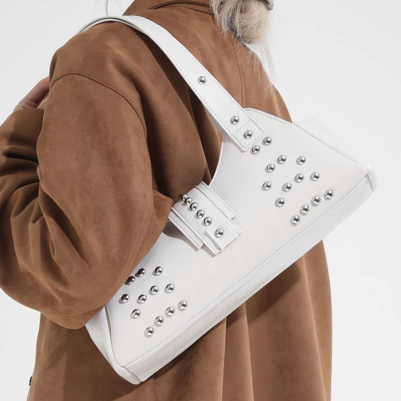 Underarm Bag PU Leather Studded Shoulder Bag for Women Rivet Punk Clutch Purse for Work Travel Shopping Trendy Hobo Purse