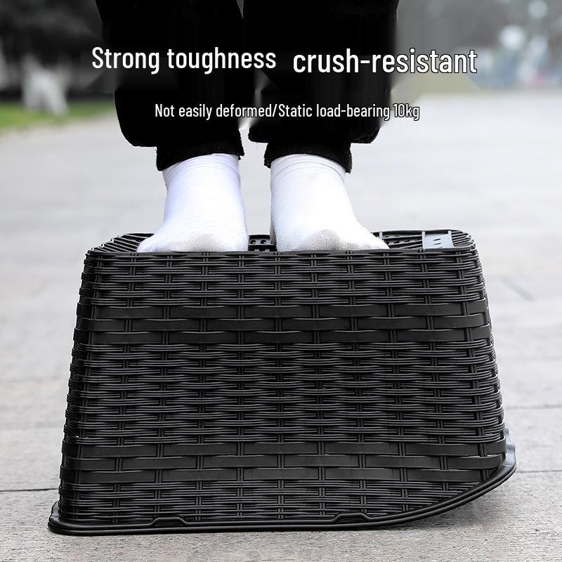 Large Capacity Bicycle Rear Basket with Lid for Mountain and Electric Bikes - Pet or Cargo Carrier.