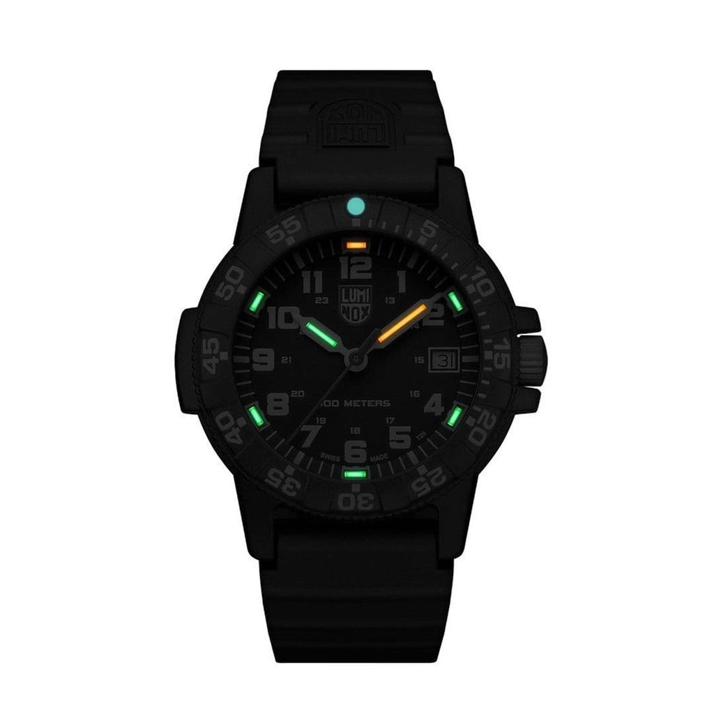 Luminox Кожистая морская черепаха Аналоговые кварцевые силиконовые (Люминокс) Мужские часы, Корпус, XS.0301.BO.L