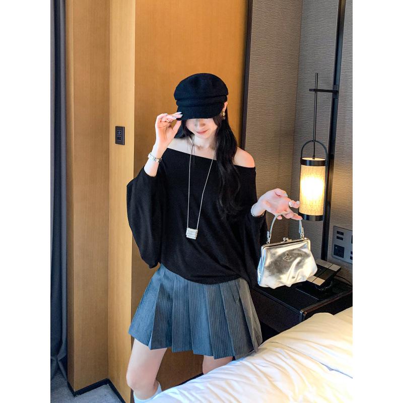 Petite Asymmetrical Off-Shoulder Batwing Sleeve Cropped Top for Women - Spring 2026 Arrival