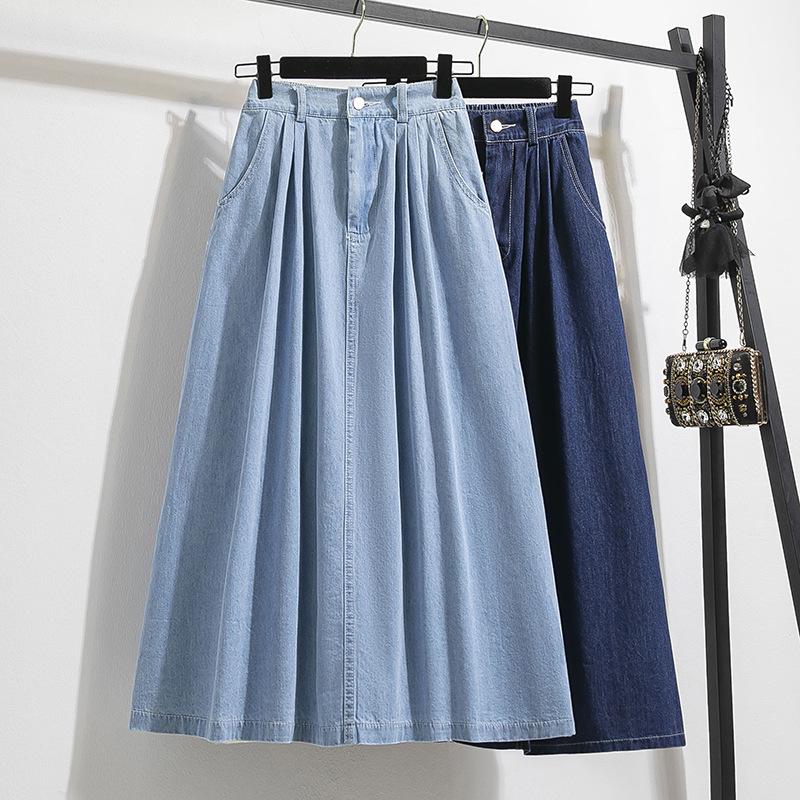 Plus Size A-Line Denim Skirt: Slimming, Mid-Length, Casual Swing Skirt for Women