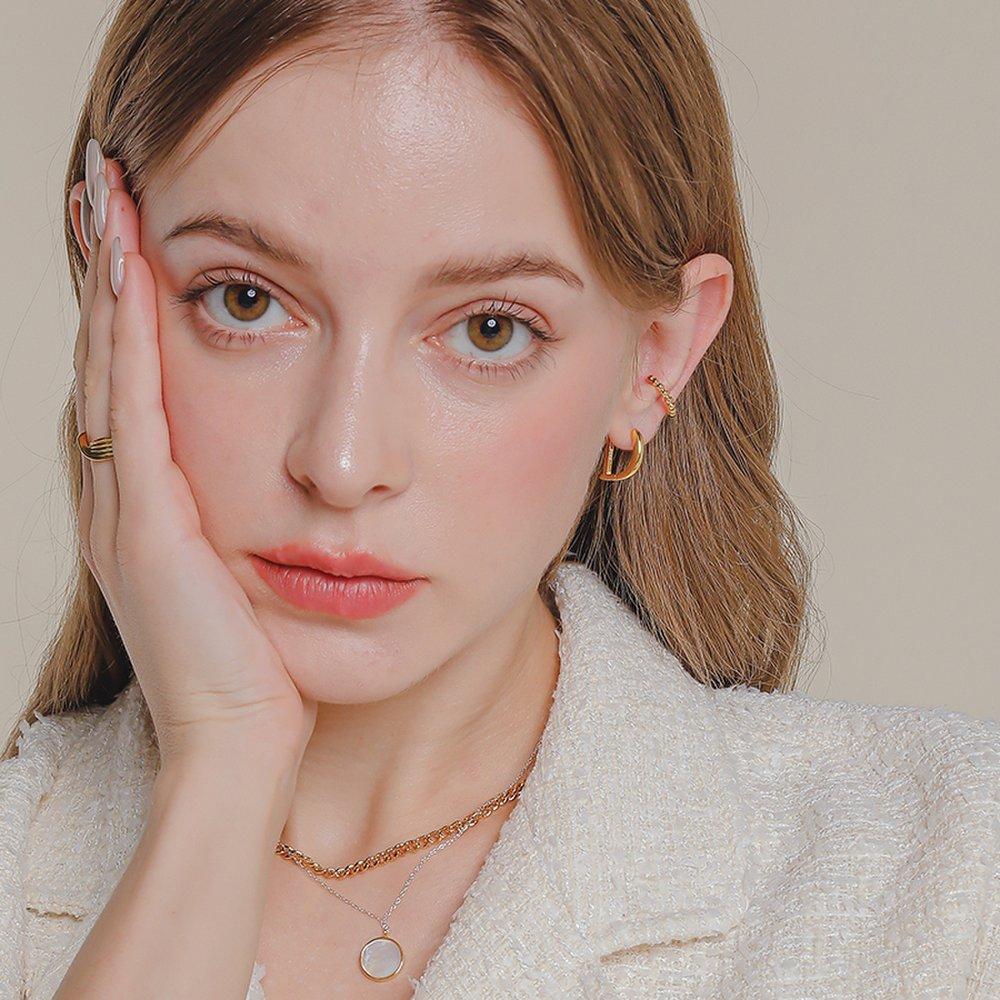 J.Lauren Round Ball Silver Ear Cuff M03824