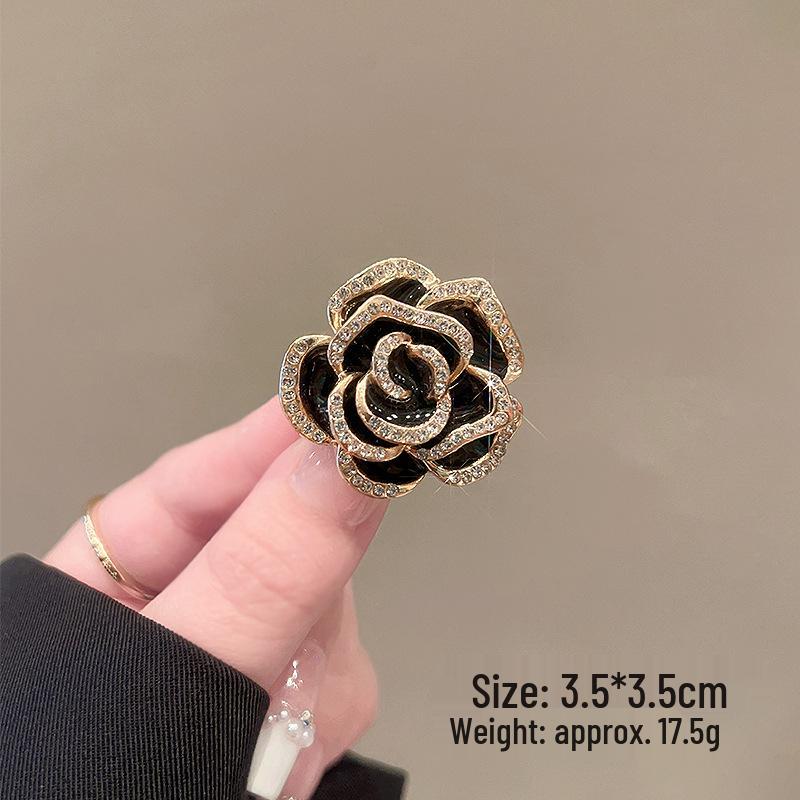 Exquisite Butterfly & Rose Camellia Brooch - Elegant Flower Corsage for Women's Suit Coats