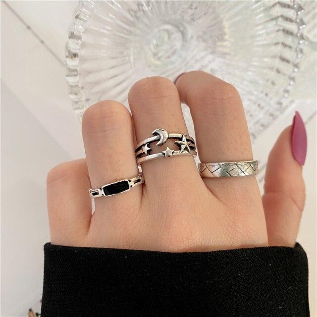 17KM Retro Hiphop Snake Skeleton Skull Rings Set For Men Women Punk Silver Plated Butterfly Chain Rings 2022 Trend Jewelry Gifts