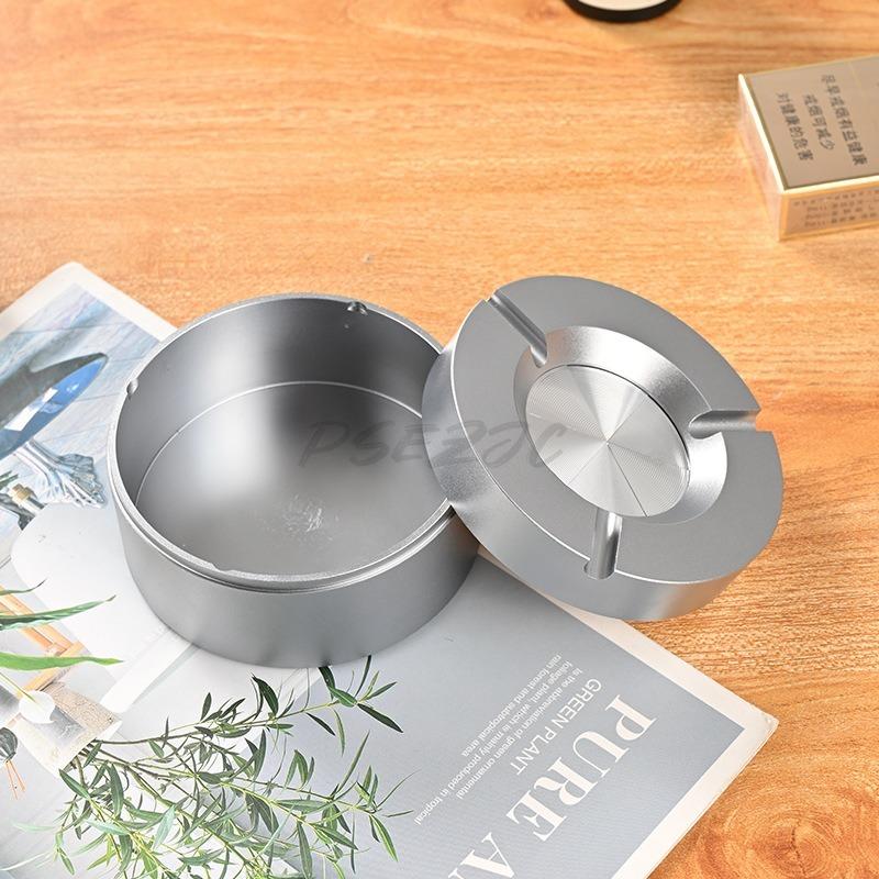 Home Office Desktop Aluminum Alloy Open and Close Ashtray with High Appearance and Anti Drop Silver Car Ashtray