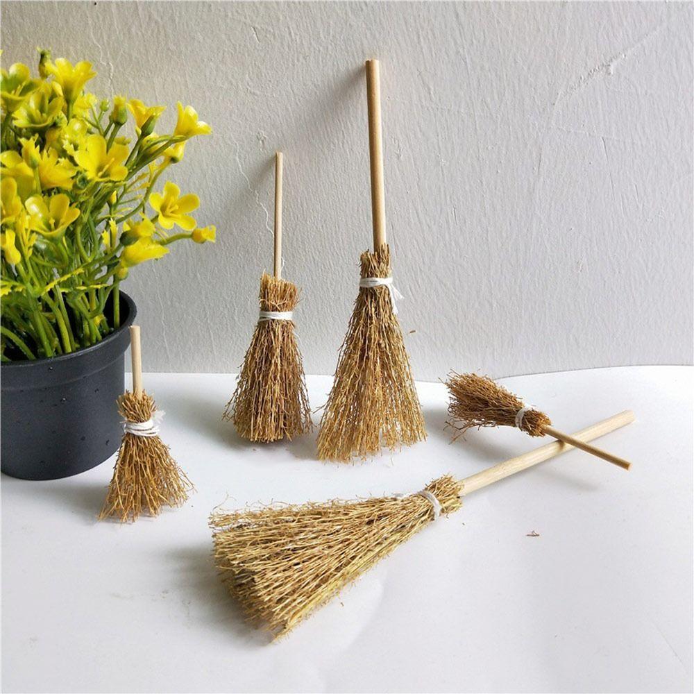 5pcs/Bag Kitchen Garden Witch Straw Brooms Witch Tool Dollhouse Accessories  Halloween