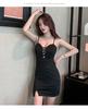Глубокий вырез, облегающая майка, сексуальное и стройнящее платье с запахом на бедрах