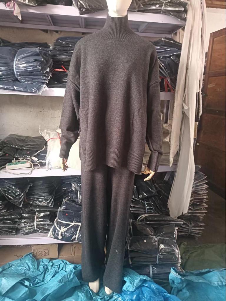Women's Autumn/Winter High-Neck Sweater and Knit Pants Set - European/American Style, Loose Fit, Thick, Casual
