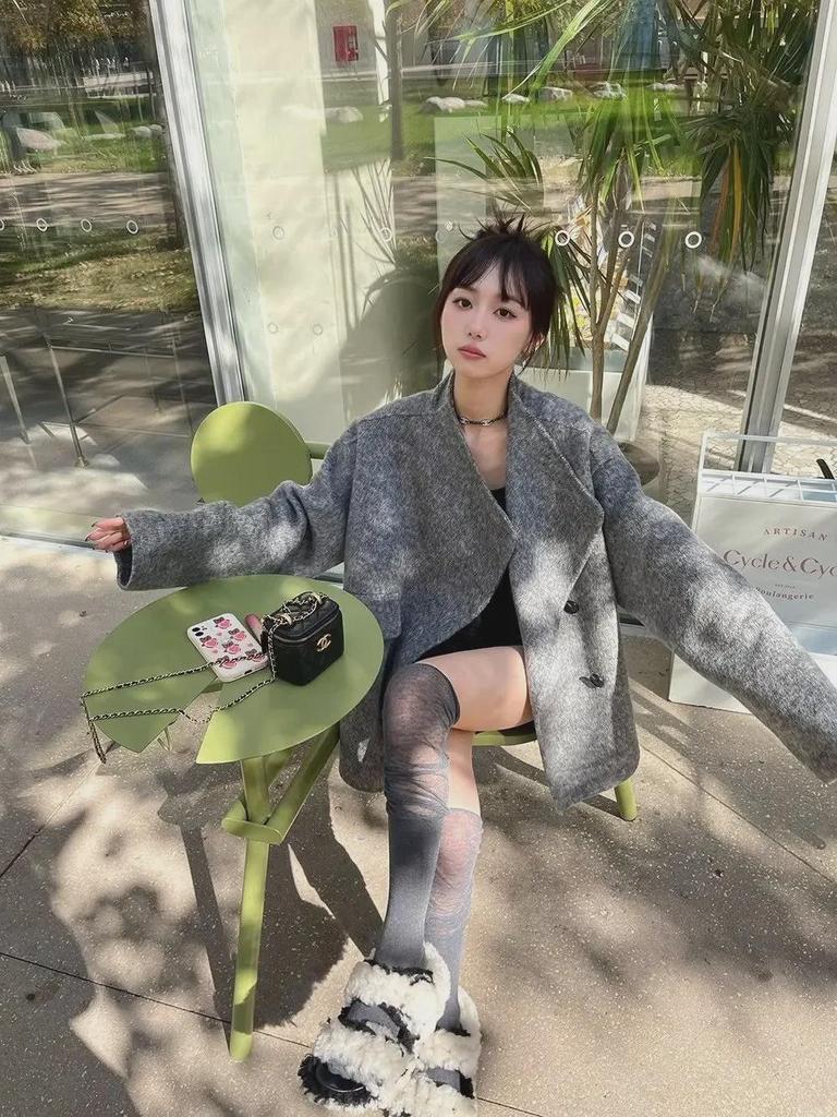 Женское серое шерстяное пальто средней длины - дизайн Dragon & Phoenix, свободный крой, корейский стиль, осень и зима 2024 г.