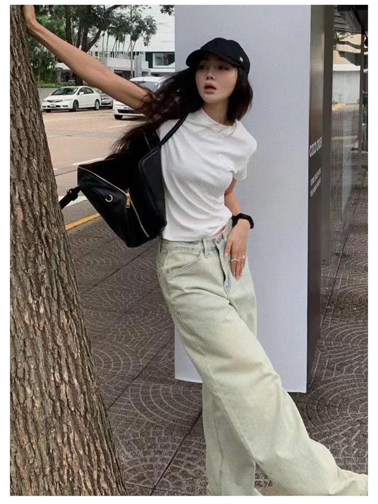 Женская приталенная хлопковая футболка с круглым вырезом - Короткий рукав, простой летний дизайн с вышивкой в виде надписи