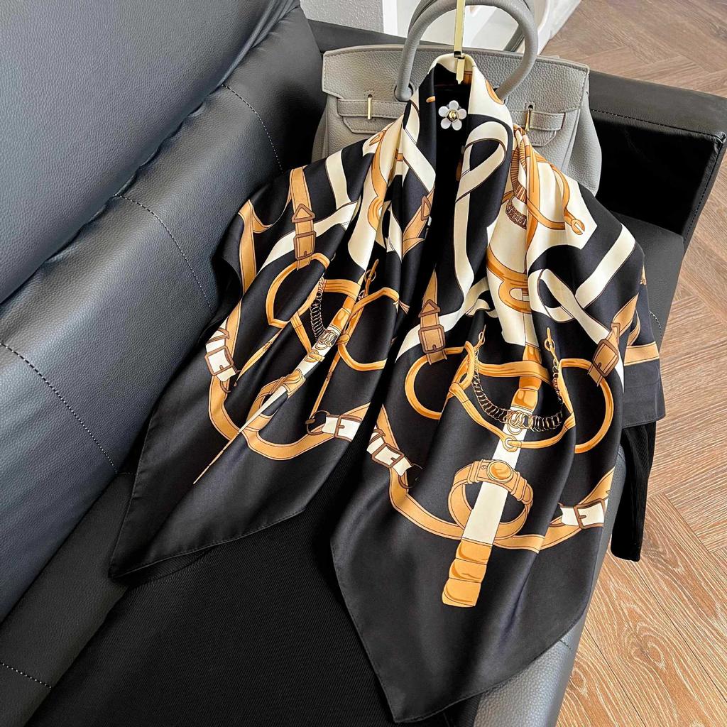 Color block silk scarf Korean version printing color matching scarf twill silk large square scarf 91x91cm shawl sunscreen travel headscarf