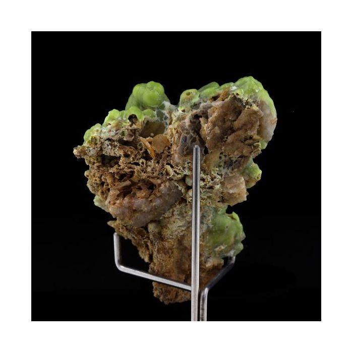 Pierres et Minéraux. Phosphohedyphane (Polysphaérite). 261.15 ct. Bouillac, Aveyron, France.