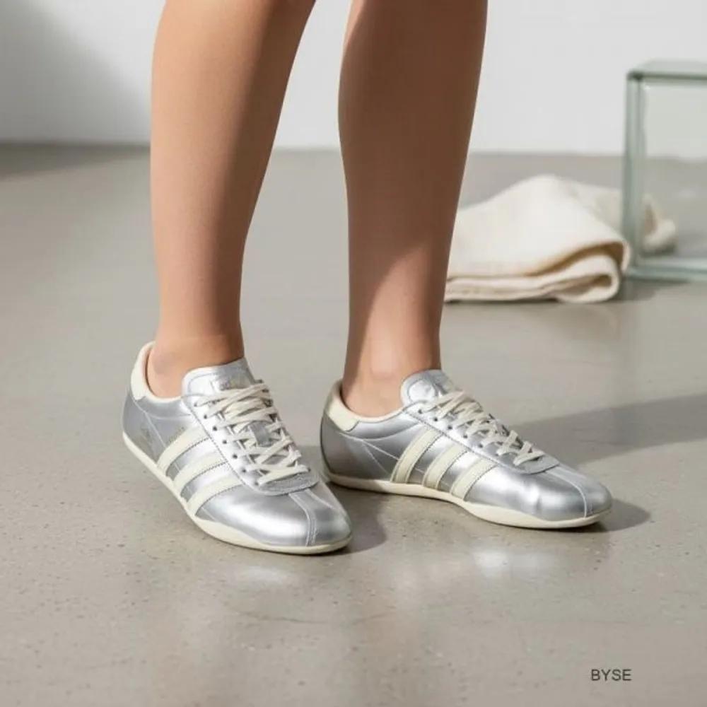 adidas Tokyo Silver Metallic Cream White Sneakers 463342