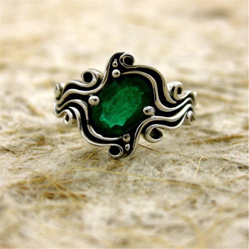 Серебрянное кольцо с натуральным камнем