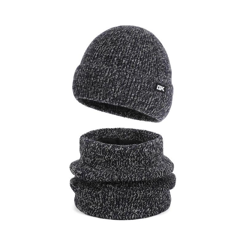 Вязаный комплект из смесовой шерсти: шапка и шарф-снуд для зимнего тепла и защиты от ветра на улице