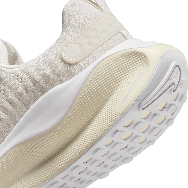 Nike Женские беговые кроссовки Infinity 4