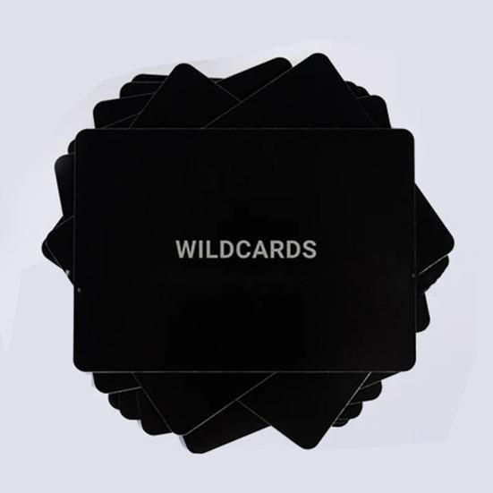 Насколько глубоко вы готовы погрузиться? Вопросы для карточной игры, которые укрепят связь с помощью 99 содержательных карточек для разговора для пар