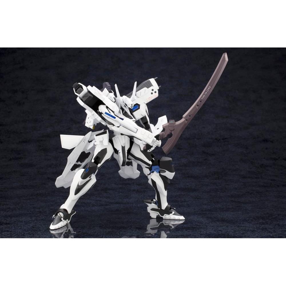 Muv-Luv Alternative Total Eclipse Shiranui Type 2 Yuya Bridges Machine Ver.1.5 Высота примерно. 180 мм Немасштабная пластиковая модель Цвет литья KP675