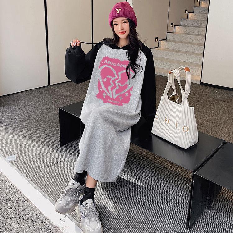 Large size casual sports thin hooded sweater women's early autumn women's clothing fat mm belly cover and thin age reduction straight dress