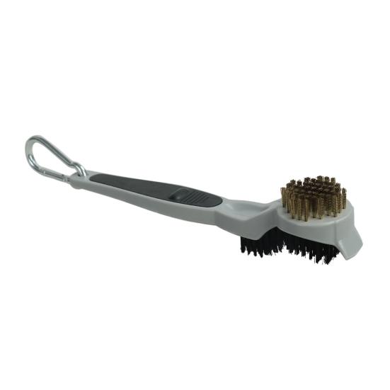 Двухсторонняя щетка для клюшек для гольфа с нейлоновой щетиной, нескользящая ручка, компактный дизайн, портативная быстросъемная щетка для клюшек, скребок для чистки