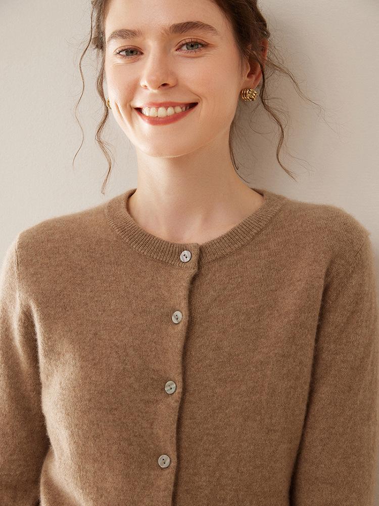 Women's Medium-Thick Cashmere Round Neck Single-Breasted Cardigan Sweater - Spring/Autumn