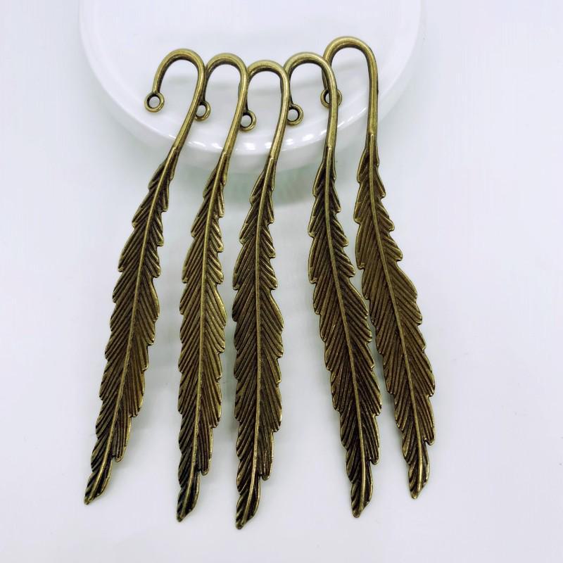 Ancient Zinc Alloy Feather Bookmark - Chinese-Style Retro Pendant Jewelry Accessory Gift