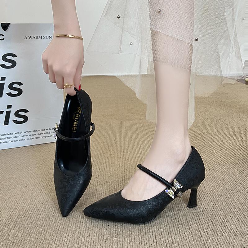 Fashion 2025 Women Silk Modern Latin Shoes Satin Cost-effective Waltz Tango Dancing Heels Closed Toe Salsa Shoes