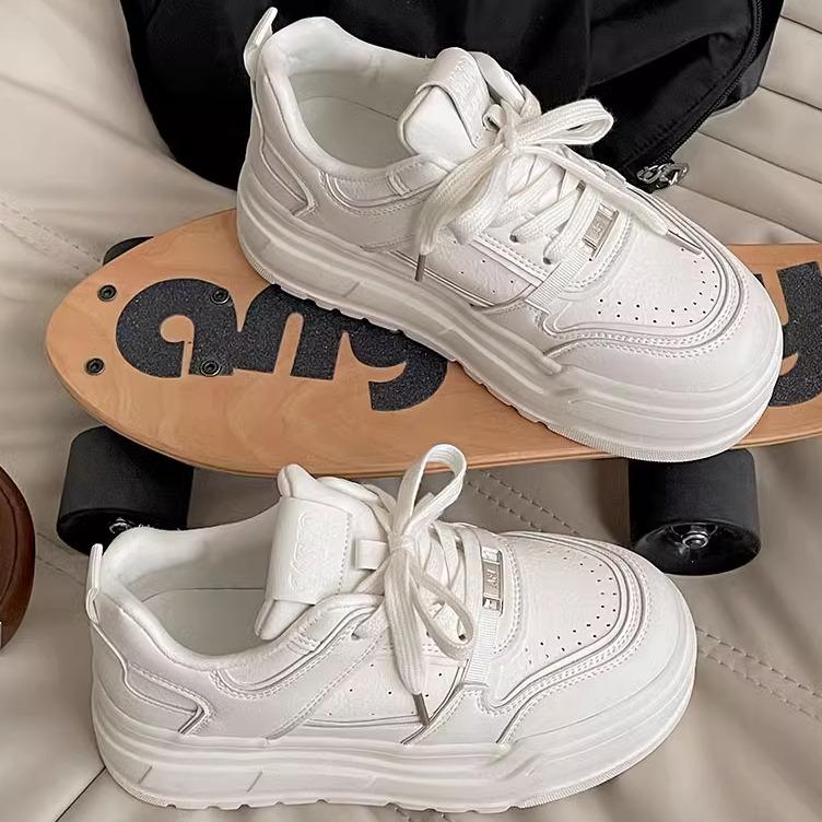 Студенческие универсальные туфли на платформе с высокой посадкой, белые туфли для женщин, новые весенние и осенние туфли 2025 года, повседневные низкие спортивные туфли для сноуборда