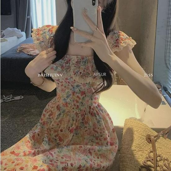 2024 Pure Desire Цветочное квадратное вырезное платье Slim Fit Длинное