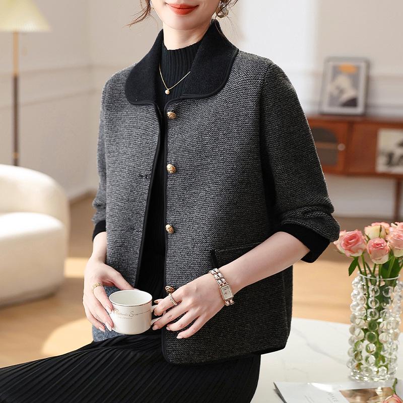 Стильный осенний вязаный кардиган для женщин среднего и пожилого возраста - Коллекция 2025