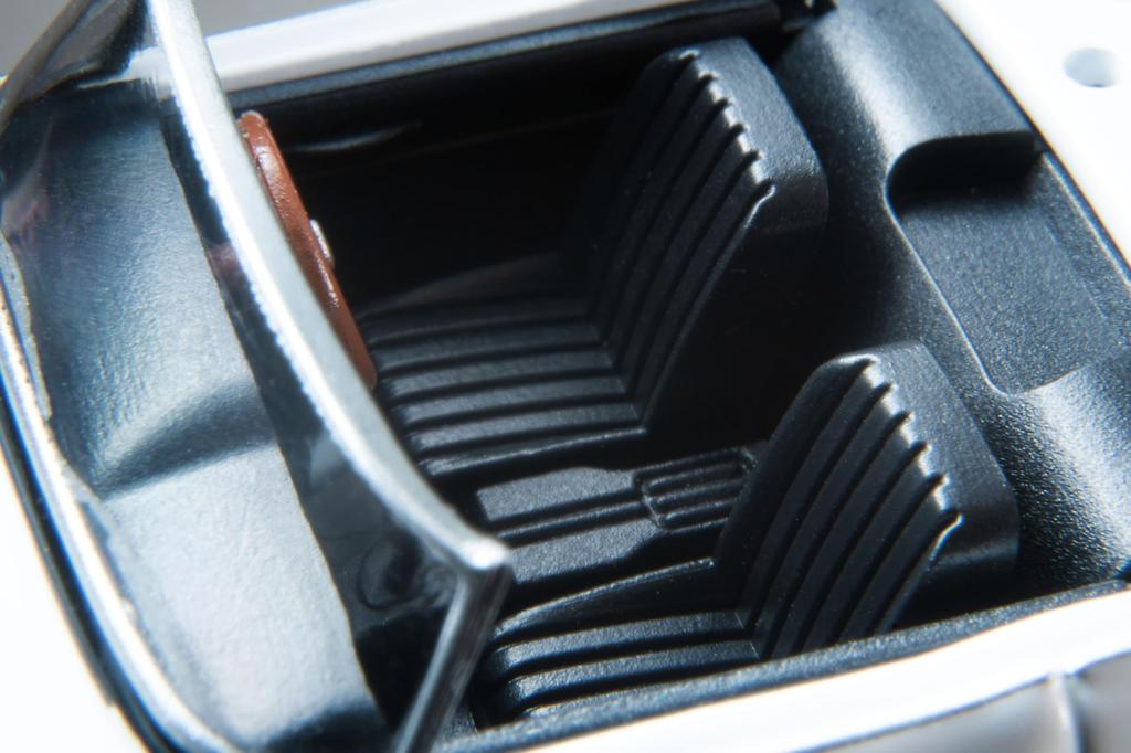 Tomytec Tomica Limited Vintage LV-200c Honda S800 Closed Top (White) Complete Model 335245